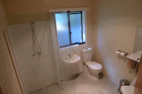 Willaway Motel Apartments - Accommodation Asia 8