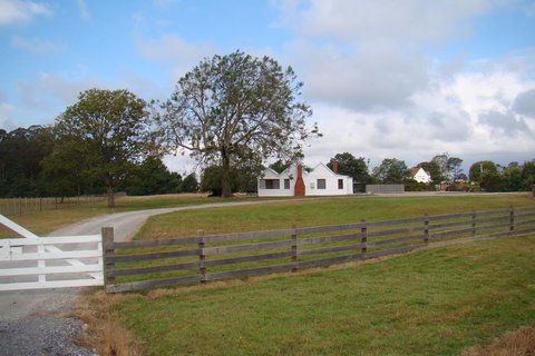 Buttons Cottage For Canyon & Rain Forest Walks With In House Dining - Accommodation Asia 16