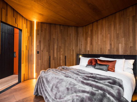 Freycinet Lodge - Accommodation Guide 22