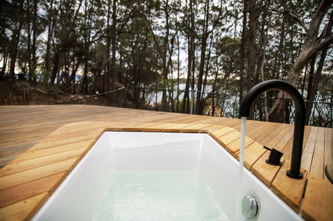 Freycinet Lodge - Accommodation Guide 3
