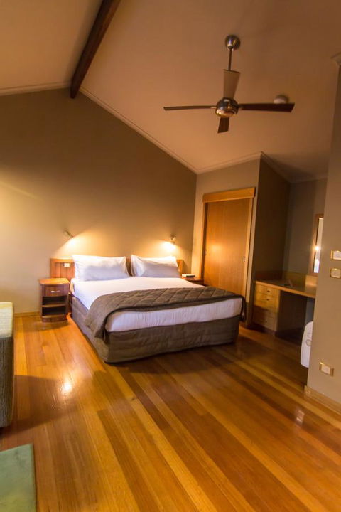 Freycinet Lodge - Accommodation Guide 27
