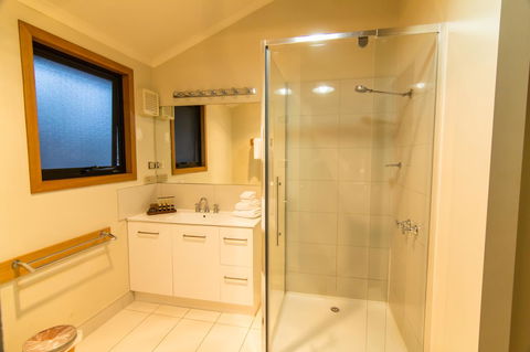 Freycinet Lodge - Accommodation Guide 30