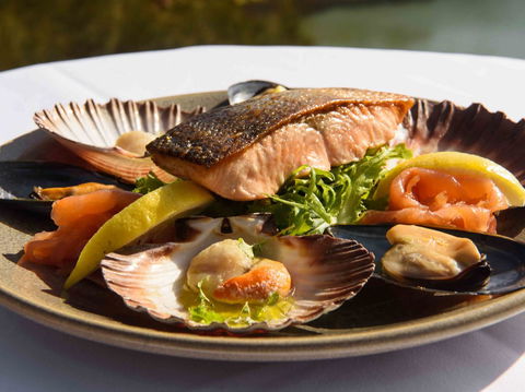 Freycinet Lodge - Accommodation Guide 13
