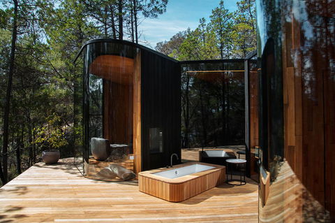 Freycinet Lodge - Accommodation Guide 23