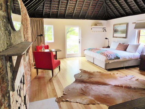 Ratho Farm - Accommodation Asia 2