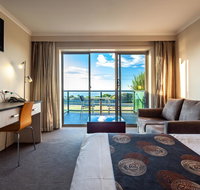 Beachfront Bicheno - Accommodation Guide