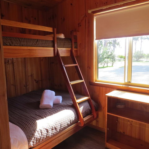 Captain Cook Holiday Park - Accommodation Guide 44