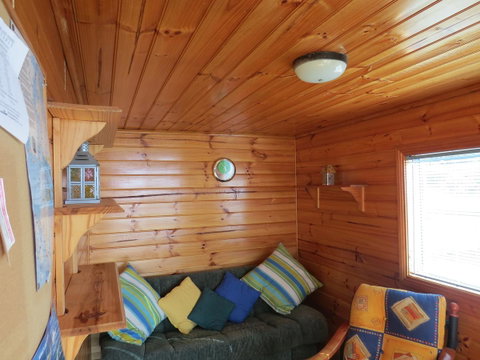 Captain Cook Holiday Park - Accommodation Guide 1