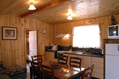 Captain Cook Holiday Park - Accommodation Guide 14