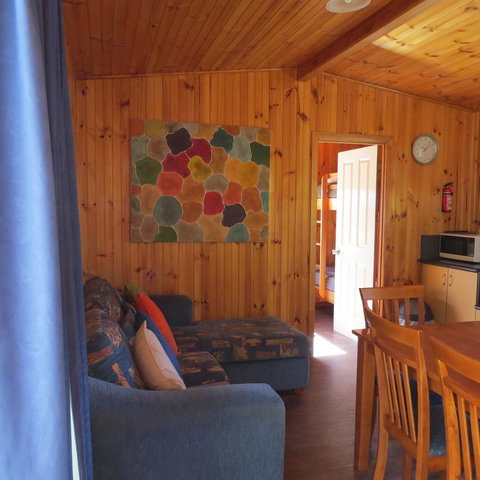 Captain Cook Holiday Park - Accommodation Guide 37