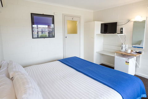 Edgewater Hotel - Accommodation Asia 6