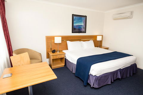 Edgewater Hotel - Accommodation Asia 11