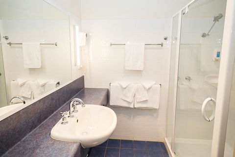 Edgewater Hotel - Accommodation Asia 9