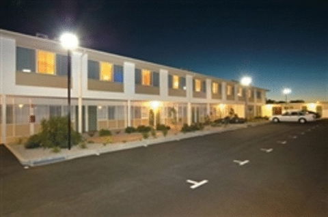Edgewater Hotel - Accommodation Asia 29