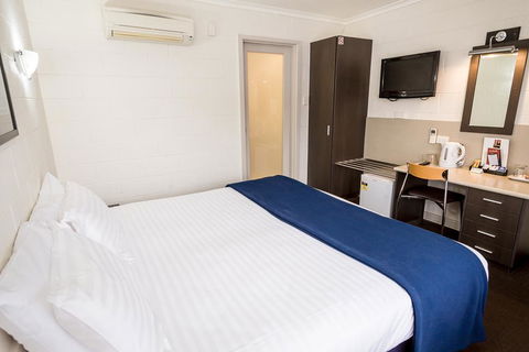 Edgewater Hotel - Accommodation Asia 18