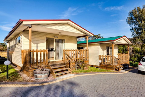 Wintersun Gardens Motel - Accommodation Guide 0