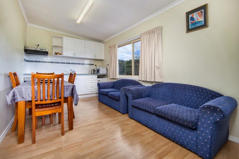 Wintersun Gardens Motel - Accommodation Guide 19