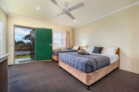 Wintersun Gardens Motel - Accommodation Guide 18