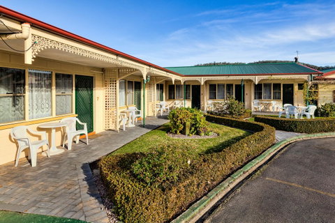 Wintersun Gardens Motel - Accommodation Guide 23