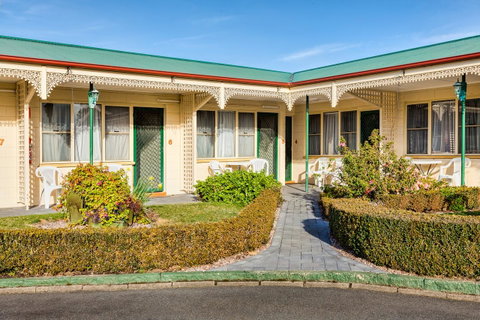 Wintersun Gardens Motel - Accommodation Guide 26
