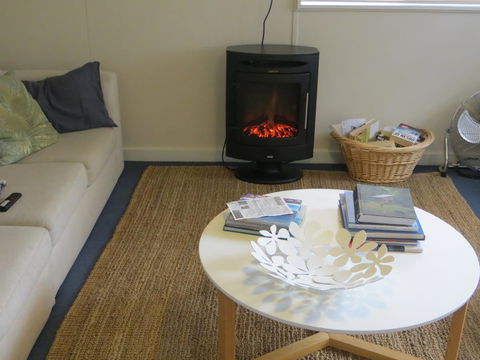 The Cabin 96 - Accommodation Guide 9