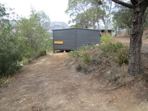 The Cabin 96 - Accommodation Guide 22