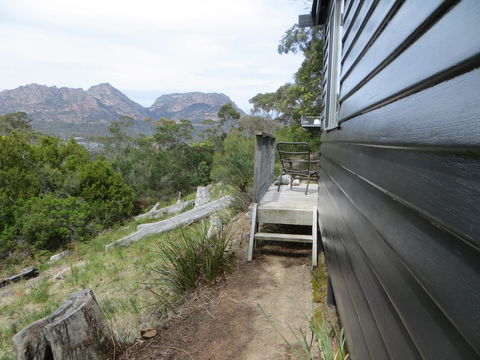 The Cabin 96 - Accommodation Guide 23
