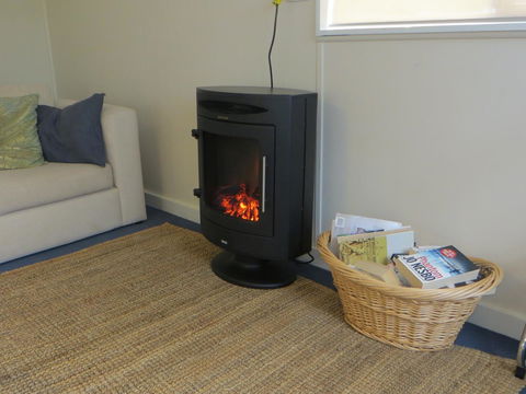 The Cabin 96 - Accommodation Guide 10