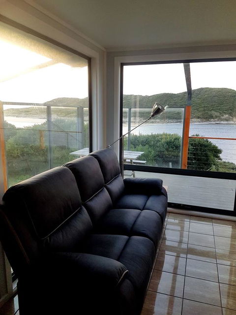 Ocean View Cottage - Accommodation Asia 10