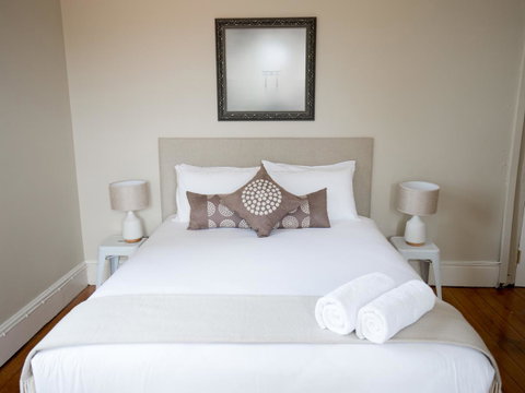 Montacute Boutique Bunkhouse - Accommodation Guide 9
