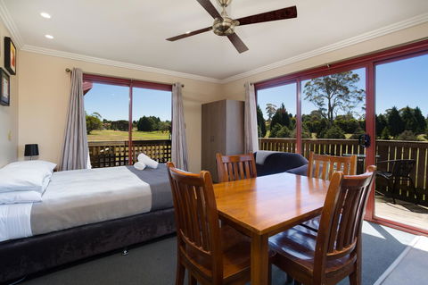 Tamar Valley Resort Grindelwald - Accommodation Asia 7