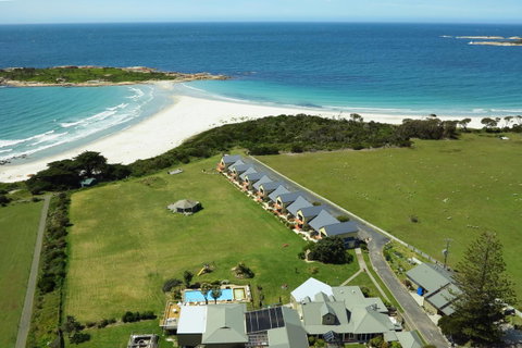 Diamond Island Resort - Accommodation Guide 0
