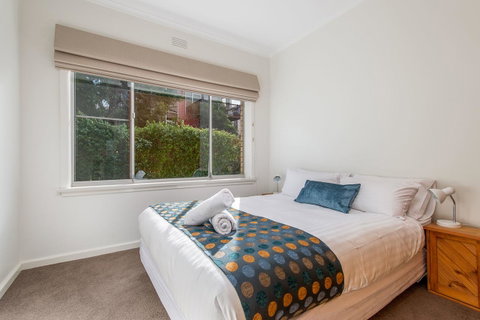 City Lights - Accommodation Guide 15