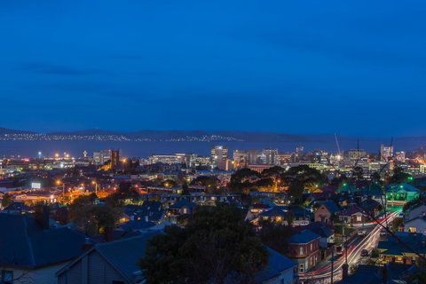 City Lights - Accommodation Guide 12
