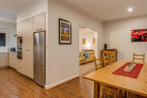 City Lights - Accommodation Guide 2