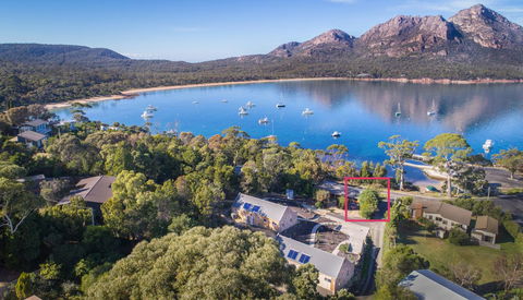 Freycinet Timber Cottage 1 - Accommodation Guide 0