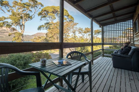 Freycinet Timber Cottage 1 - Accommodation Guide 3