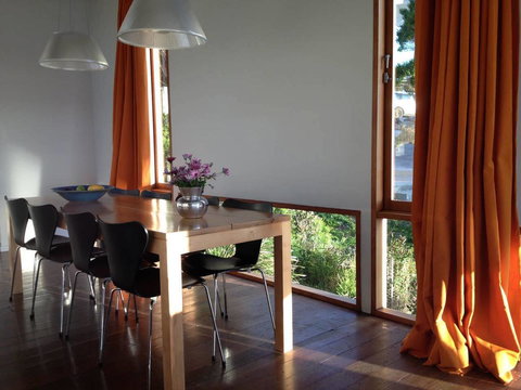 Holland House Bay Of Fires - Accommodation China 2