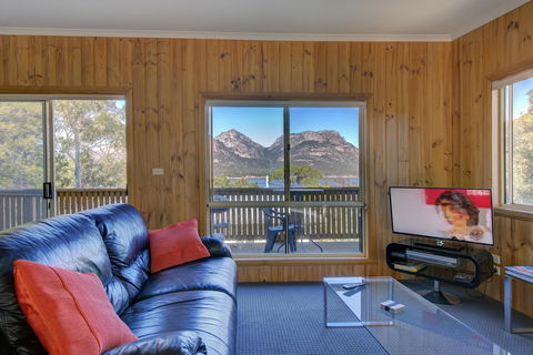 Freycinet Sanctuary 4 - Accommodation Guide 0