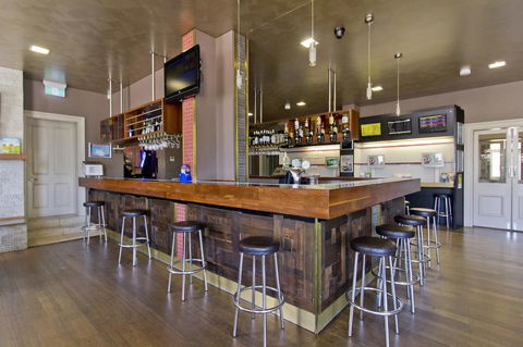 Deloraine Hotel - Accommodation Asia 15