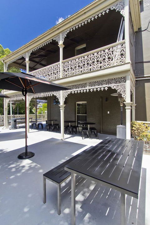 Deloraine Hotel - Accommodation Asia 27