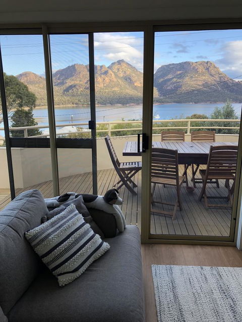 Freycinet Beach House - Accommodation Guide 11