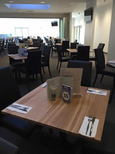 Risdon Brook Hotel - Accommodation Guide 2