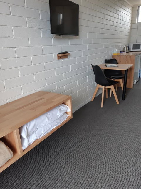 Anchor Wheel Motel - Accommodation Asia 9