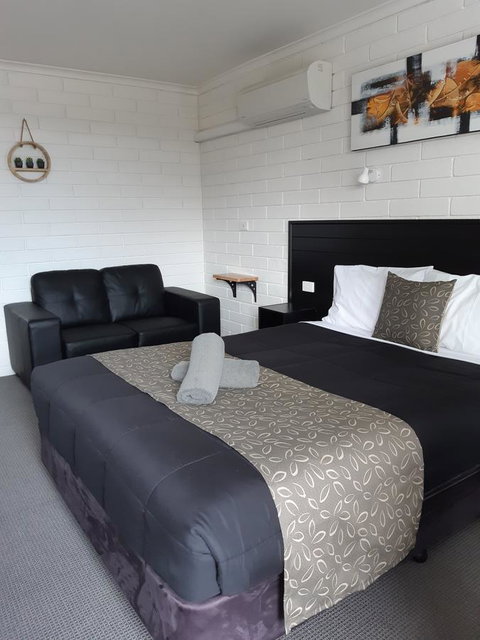 Anchor Wheel Motel - Accommodation Asia 0