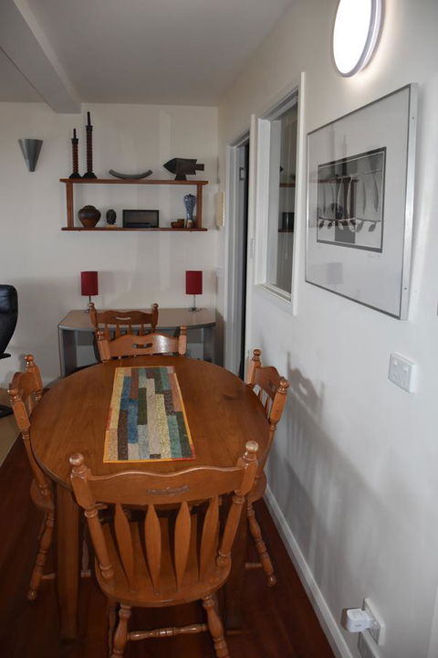 Beachside Taroona With Spa - Accommodation Asia 9