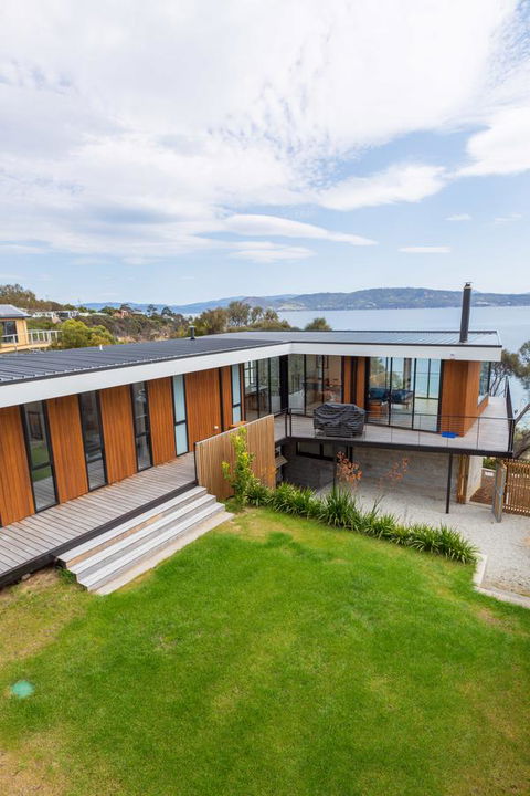 Blessington Beach Retreat - Accommodation Asia 39