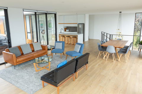 Blessington Beach Retreat - Accommodation Asia 3