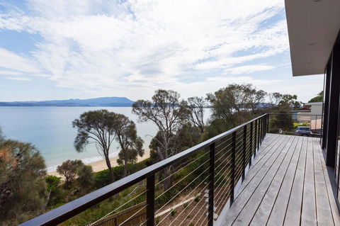 Blessington Beach Retreat - Accommodation Asia 31