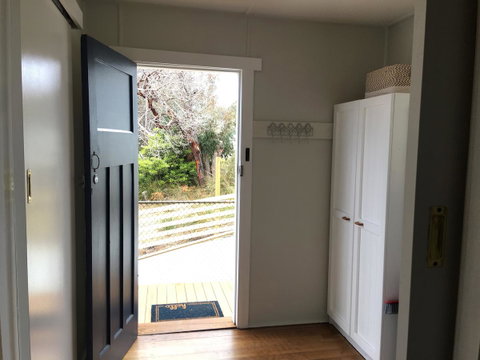 Up The Back - Accommodation Guide 4